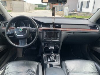 Škoda Superb 2.0 TDI CR 170k Elegance DSG - 5