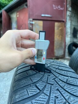 Goodyear 205/55/R16 Zimné - 5