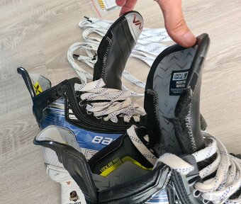 Korčule Bauer Vapor hyperlite 2, ešte záruka - 5