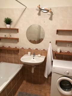 1 spálňa 1 kúpeľňa Byt/obytný dom PRENAJOM - 5