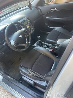 Predám Hyundai i 30 1,6 diesel - 5