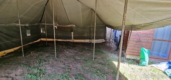2ks vojensky opravarensky stan 8x6m, aj s vleckou.. - 5