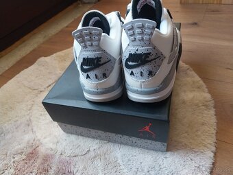 Jordan 4 Retro White Cement - 5