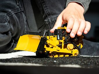 Kovové hračky strojov JCB a CAT - 5