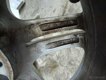 4ks alu disky orig. Mercedes r18 - 5