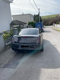 Lancia thema (chrysler 300) - 5