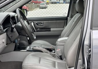 Kia Sorento 2.5CRDi 4x4 AUTOMAT KŮŽE TAŽNÉ nafta automat - 5