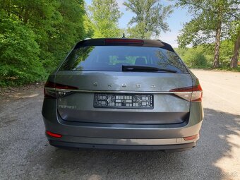 ŠKODA SUPERB COMBI 2,0 TDI DSG - 5