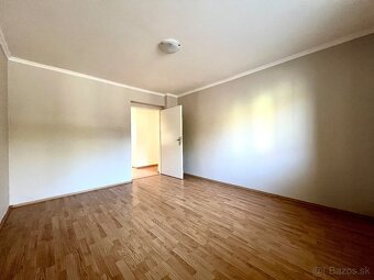 3 izbový byt s vlastným parkovacím miestom - 5
