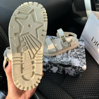 Dior sandále - 5
