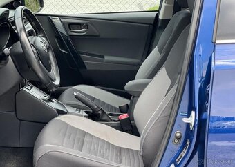 Toyota Auris 1.8i HYBRID AUTOMAT TEMPOMAT hybridní automat - 5