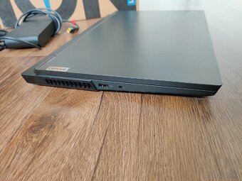 Lenovo Legion 5 -15ARH05H - AMD Ryzen 7 - RTX 2060 - 5