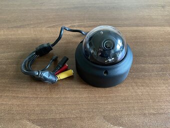 Komplet sada IP kamier Foscam s NVR a PoE switchom - 5