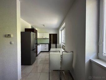 2i moderný byt s loggiou, 51 m2 + parkovacie miesto - 5