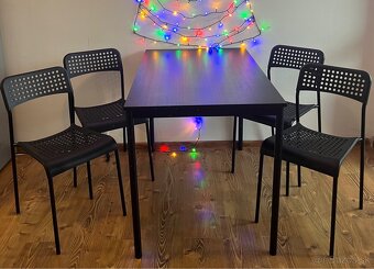 Jedálenský stôl so 4 stoličkami - 5