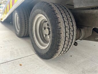 Autoprepravník Vezeko - 5