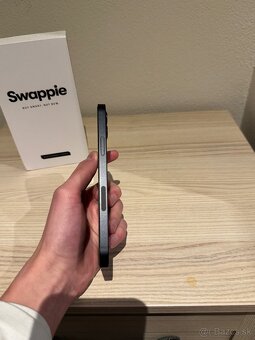 Predám IPhone 12 - 5