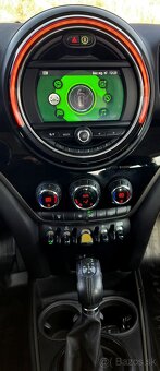 Predám  Mini Countryman Cooper S E ALL4 A/T PLUG IN HYBRID - 5