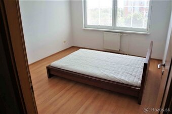 Prenájom priestranný 2i byt+loggia Bebravská ul. BA- Vrakuňa - 5