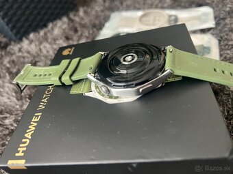huawei watch gt 4 46 mm strieborne - 5