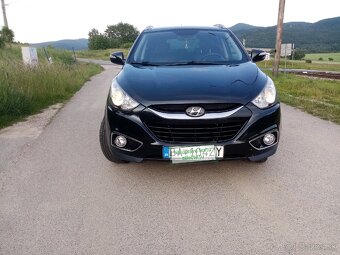 Hyundai ix35 2.0crdi 135 kw. 128 000km M6 - 5