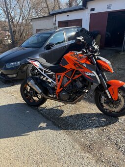 KTM 1290 - 5
