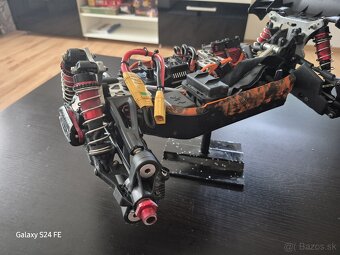 Arrma Typhon 6S BLX - cena v texte - 5