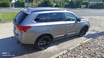 MITSUBISHI OUTLANDER  2,0  MIVEC 4WD CVT SPIRIT - 5