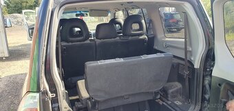 Mitsubishi Pajero - 5