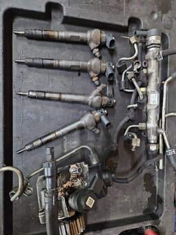 Vstrekovače 1.6 TDI CLHA 04L 130 277AJ - 5