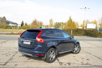 VOLVO XC60 (2015) - 5