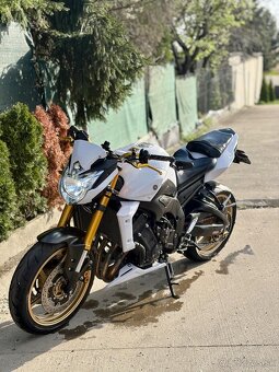 Yamaha FZ 8 - 5