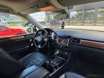 Volkswagen Touareg II 3.0 V6 - 5