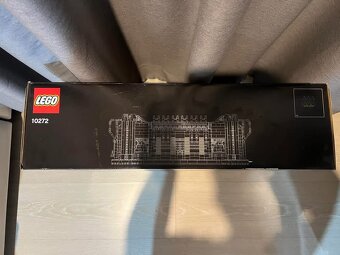 Lego Creator 10272 Old Trafford - 5