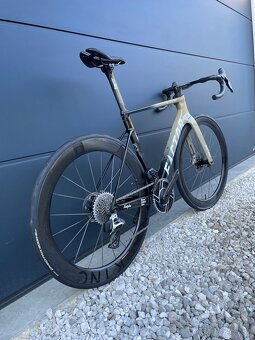 Factor Vam Ostro AXS Red - 5