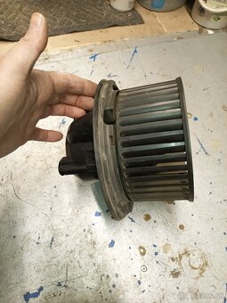 Vw Touran - ventilátor - 5