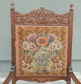 Kreslo renesančné. - 5