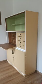 Kredenc z roku 1955 - 5