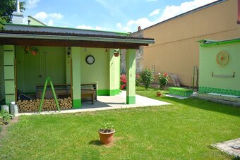 PRIESTRANNÝ A ZREKONŠTRUOVANÝ 6-IZBOVÝ DOM V CENTRE MESTA, P - 5