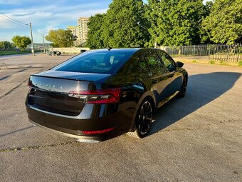 Škoda Superb sportline - 5