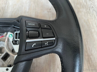 BMW F10 LCI Volant - 5