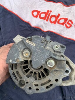 Predam bosch alternator na opel astra G - 5