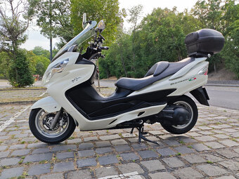 Suzuki Burgman AN400 r.v. 2010 - 5