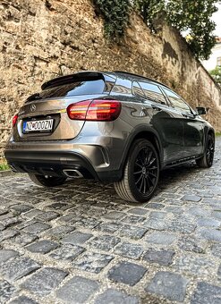 Mercedes GLA 180 AMG edition - 5