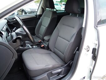 Volkswagen Golf, 1.4TSi COMFORTLINE-SERVIS-103KW - 5