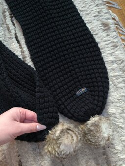 Dámsky šál s brmbolcami Tommy Hilfiger - 5