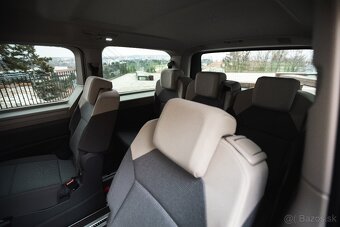 7miestne vozidlo na prenájom - VW Multivan - 5