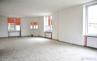 Komplet zrekonštruovaný dom na predaj v obci Dolná Strehová - 5