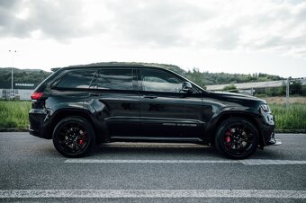 JEEP GRAND CHEROKEE SRT 6.4 HEMI V8 - 5
