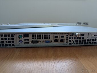 Server Supermicro 32 core, 104GB ram, 10TB hdd - 5